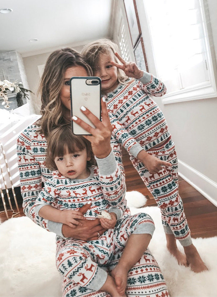 Christmas Pajamas Family Matching New Year Father Mother Kids Baby Look Clothes Set Dad Mom And Daughter Son Pyjamas Outfit EHAD +