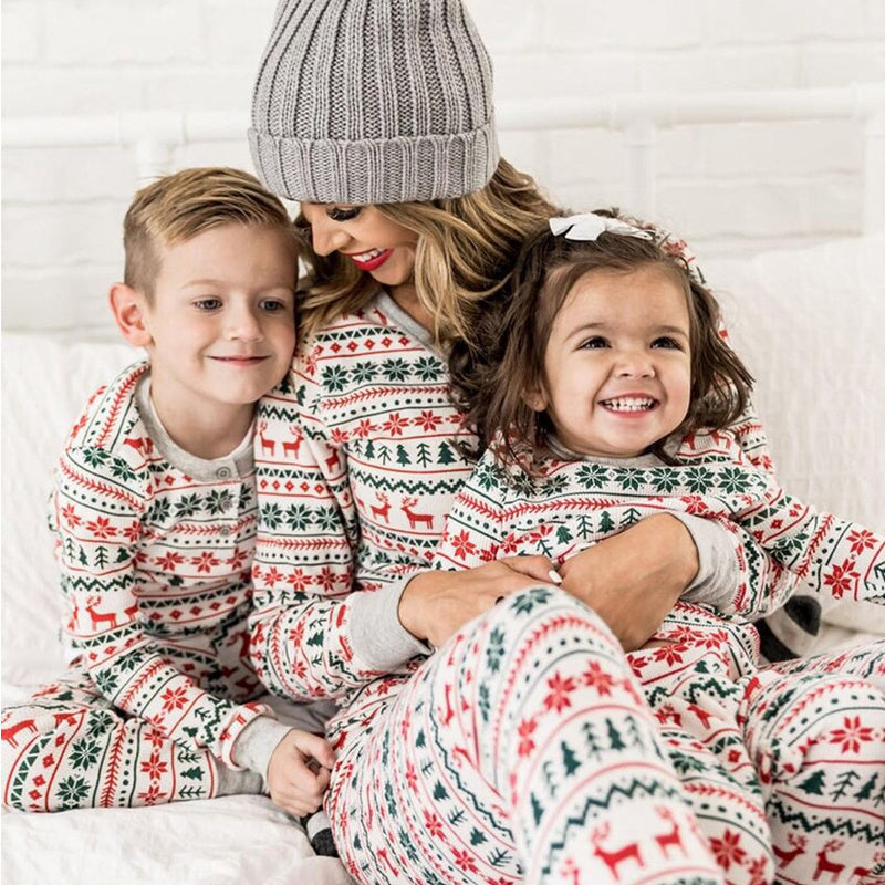 Christmas Pajamas Family Matching New Year Father Mother Kids Baby Look Clothes Set Dad Mom And Daughter Son Pyjamas Outfit EHAD +