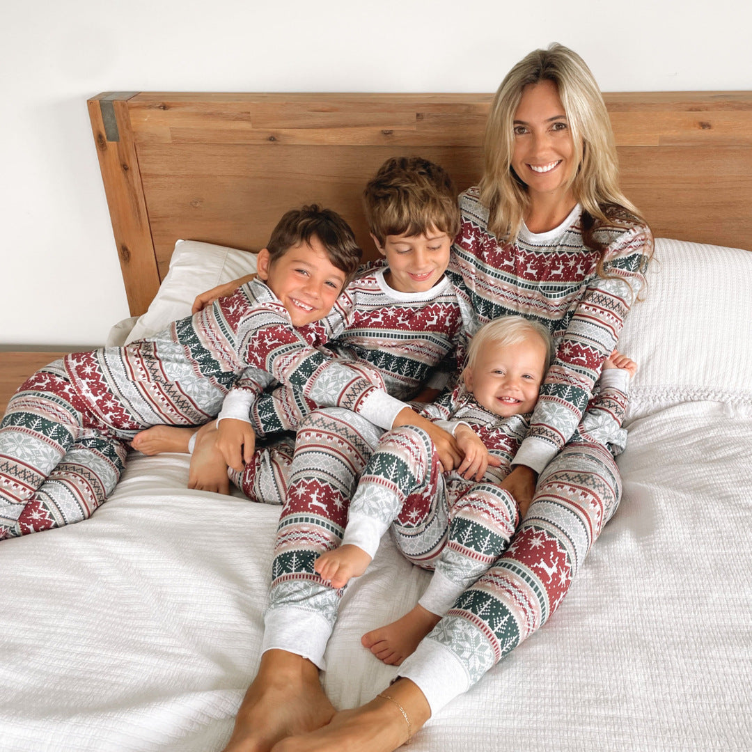 2024 Family Christmas Matching Pajamas Set Xmas Adult Kids Mother And Daughter Father Son Sleepwear Baby Family Look Outfits EHAD +